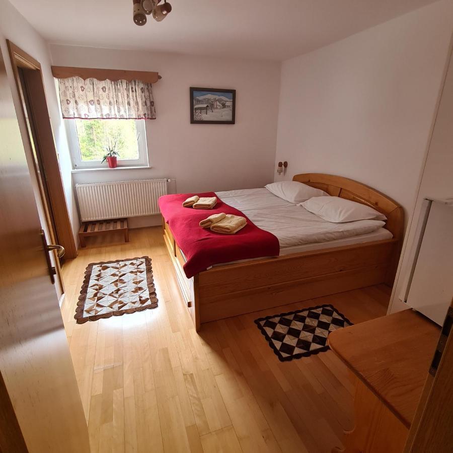 Penzion Pr' Betel Jesenice Buitenkant foto