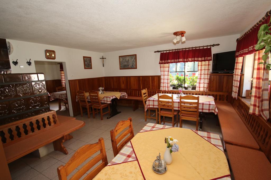Penzion Pr' Betel Jesenice Buitenkant foto