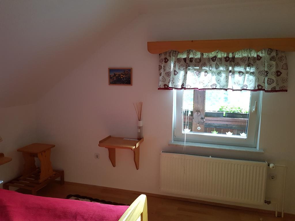 Penzion Pr' Betel Jesenice Buitenkant foto