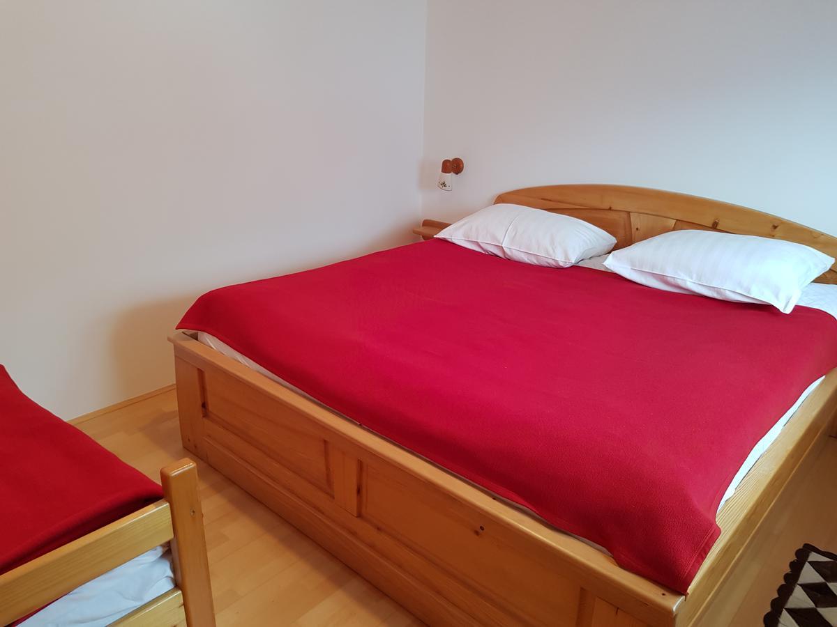 Penzion Pr' Betel Jesenice Buitenkant foto
